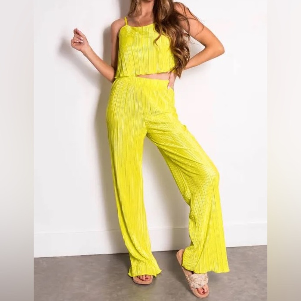 Forever 21 Lime Green Plisse Set